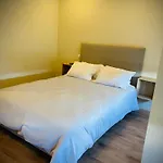 Acacias Rubras Hostel *