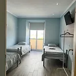 Acacias Rubras Hostel