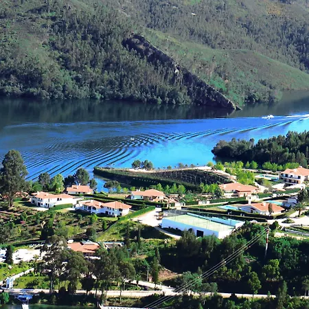 Hostel Acacias Rubras *