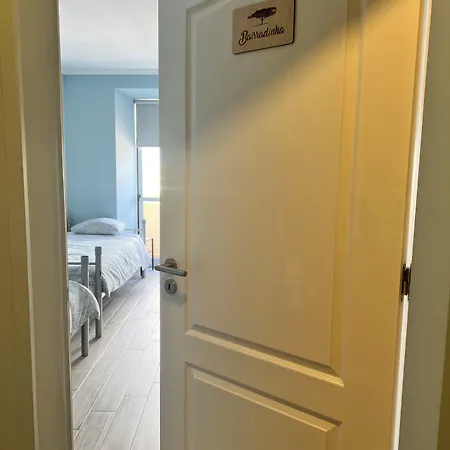 Hostel Acacias Rubras *