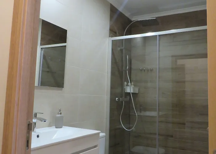 Hostel Acacias Rubras *