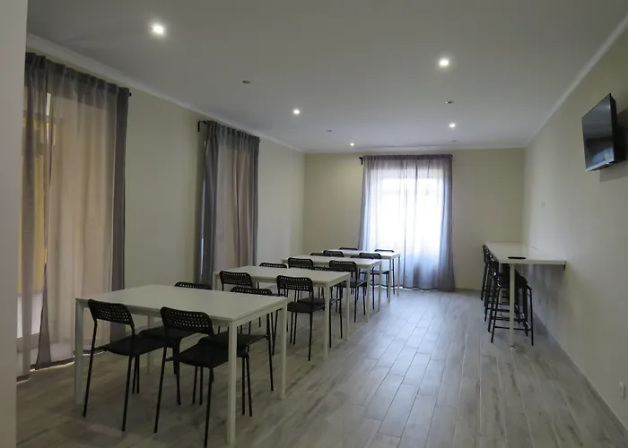 Hostel Acacias Rubras *